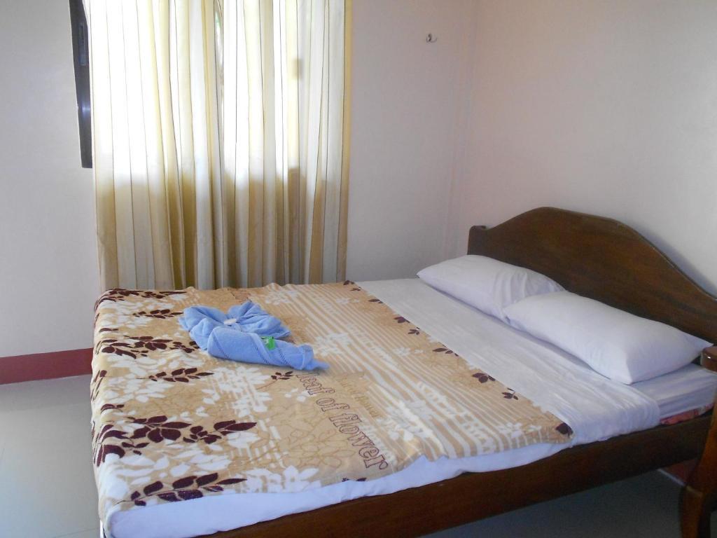 Tia Mers Guest House Puerto Princesa Zimmer foto