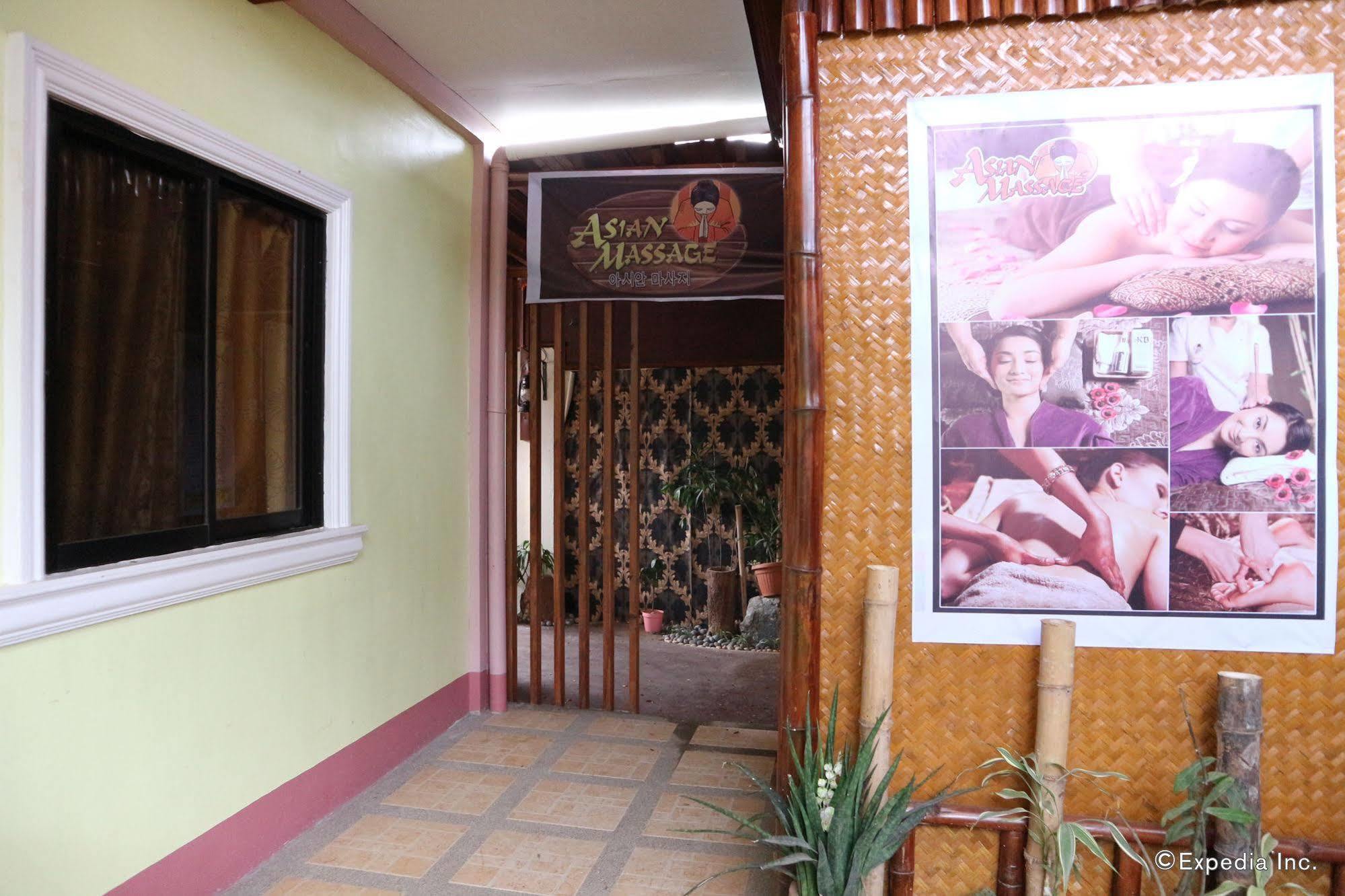 Tia Mers Guest House Puerto Princesa Exterior foto